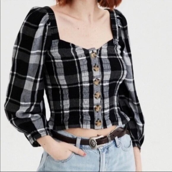 American Eagle Smocked Crop Top Black & White Plaid Balloon Sleeve Button Front - Picture 1 of 7